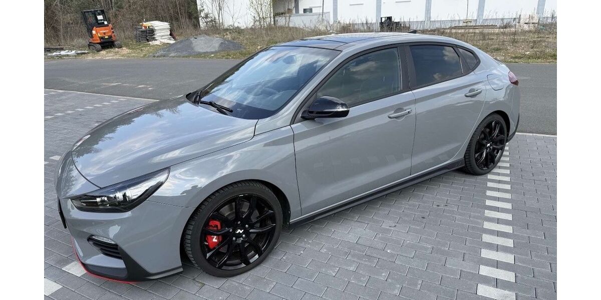 Hyundai i30 61.000 km 22.400 &euro; Wilnsdorf 57234