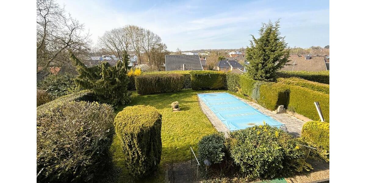 Einfamilienhaus Hückelhoven - 7 Zimmer, 210 m&sup2;, 490.000&euro; | Angebot:25992369