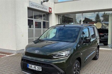 Toyota Proace (Verso) 2.500 km 40.730 € Berlin 13403