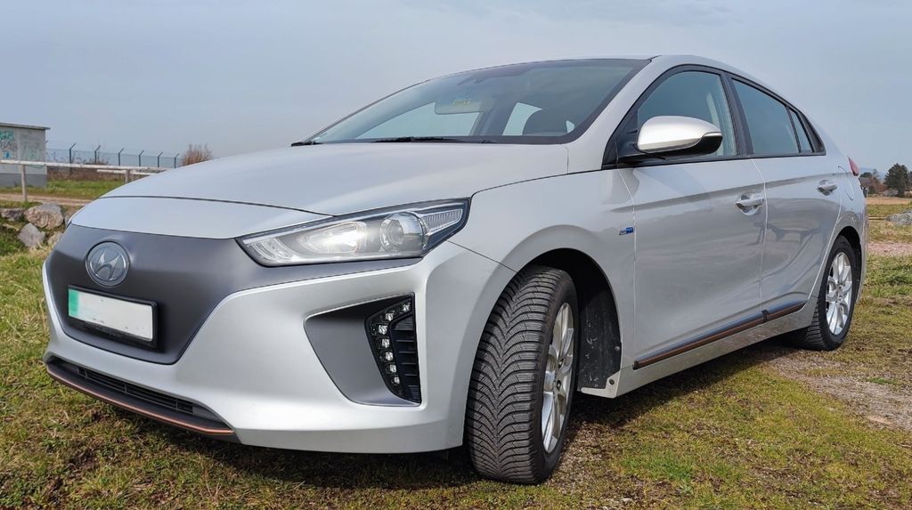 Hyundai IONIQ 146.000 km 11.300 &euro; Lahr 77933
