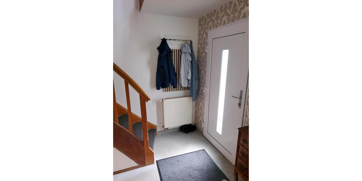 Doppelhaushälfte Wiehl - 4 Zimmer, 90 m&sup2;, 235.000&euro; | Angebot:26250277