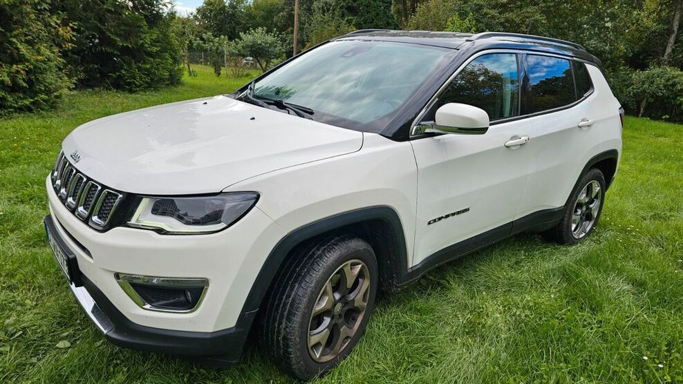 Jeep Compass 49.317 km 22.000 € Neschwitz 02699