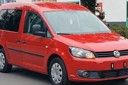 VW Caddy 246.500 km 4.300 &euro; Büdingen 63654