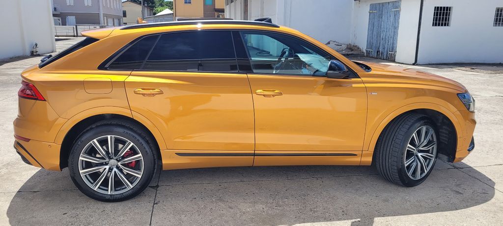 Audi Q8 215.775 km 44.000 € Hohenbrunn-Riemerling 85521