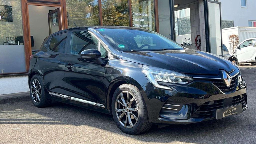 Renault Clio 95.000 km 10.999 &euro; Waiblingen 71332
