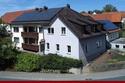 ATTRAKTIVES ANWESEN IN TOP-ZUSTAND! GASTHOF & 3 WOHNUNGEN & 2 Garagen! Deining - Unterbuchfeld zimmer