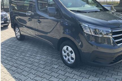 Renault Trafic 15.800 km 36.995 &euro; Wolfen 06766