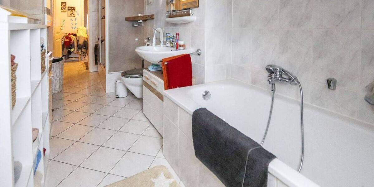 Etagenwohnung Chemnitz Schloßchemnitz - 4 Zimmer, 86 m&sup2;, 124.000&euro; | Angebot:25734518