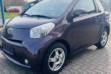 Toyota IQ 104.200 km 6.700 &euro; Bornheim 76879