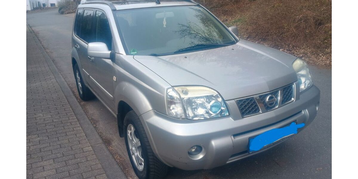 Nissan X-Trail 156.200 km 4.500 &euro; Limbach 74838
