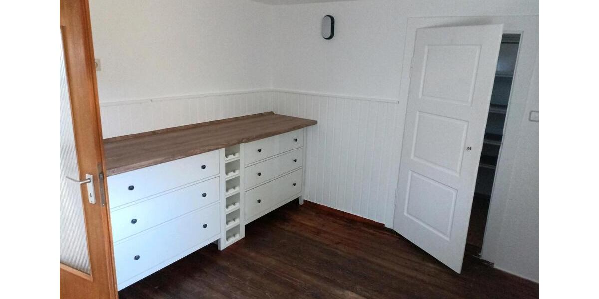 Einfamilienhaus Hammelburg - 9 Zimmer, 113 m&sup2;, 650&euro; | Angebot:26432102