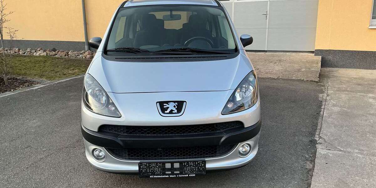 Peugeot 1007 79.000 km 2.498 &euro; Wandlitz OT Schönerlinde 16348