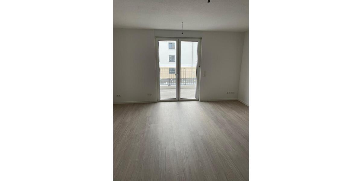 Etagenwohnung Schönefeld - 2 Zimmer, 66 m&sup2;, 1.250&euro; | Angebot:26329417