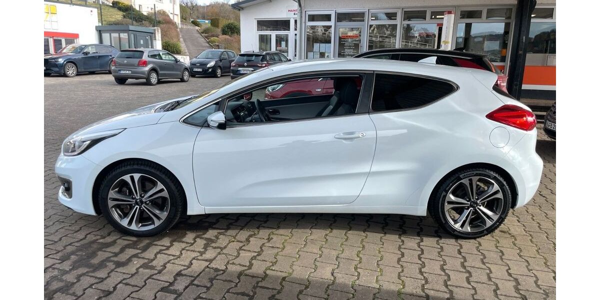 Kia ceed / Ceed 94.795 km 12.880 &euro; Idar-Oberstein 55743