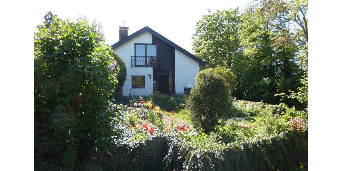Einfamilienhaus Alzey - 7 Zimmer, 220 m&sup2;, 698.000&euro; | Angebot:26312472