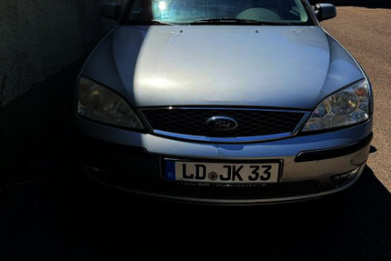 Ford Mondeo 214.924 km 1.850 &euro; Landau 76829