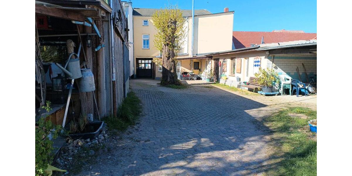 Etagenwohnung Güstrow - 3 Zimmer, 74 m&sup2;, 575&euro; | Angebot:26383757