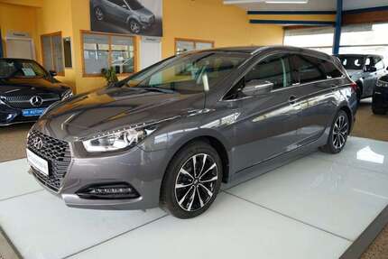 Hyundai i40 93.000 km 12.880 &euro; Bad Doberan 18209
