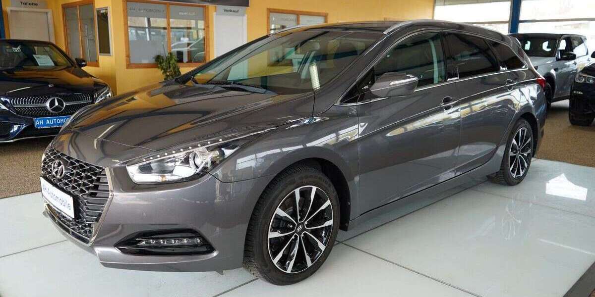 Hyundai i40 93.000 km 12.880 &euro; Bad Doberan 18209