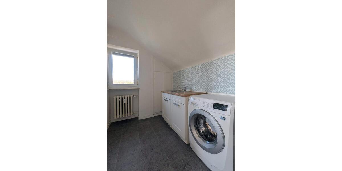 Dachgeschoßwohnung Hallstadt - 3 Zimmer, 62 m&sup2;, 235.000&euro; | Angebot:26786571