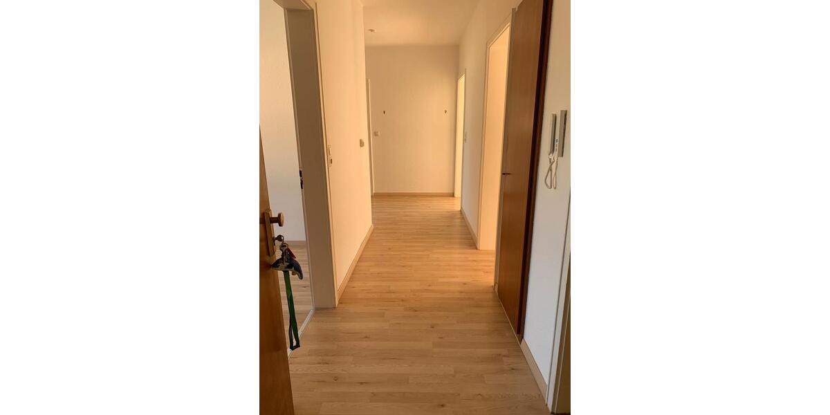 Etagenwohnung Gersthofen - 4 Zimmer, 85 m&sup2;, 1.400&euro; | Angebot:25945335