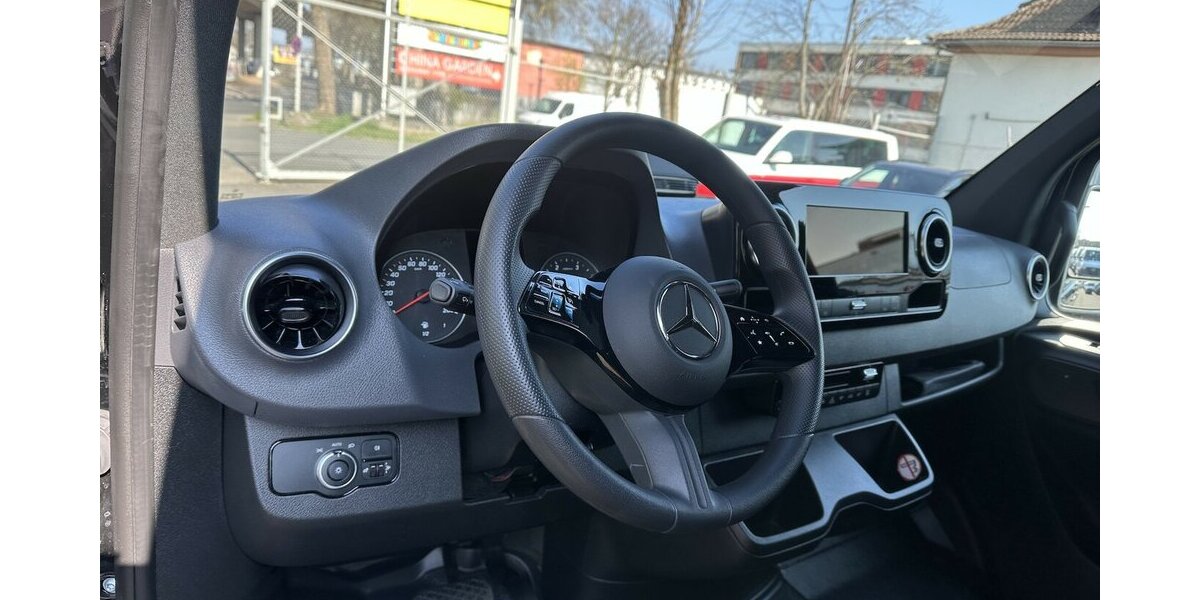 Mercedes-Benz Sprinter 317 CDI RWD PRO L3 Tourer Dachklima 31.426 km 59.381 &euro; Mainz 55122