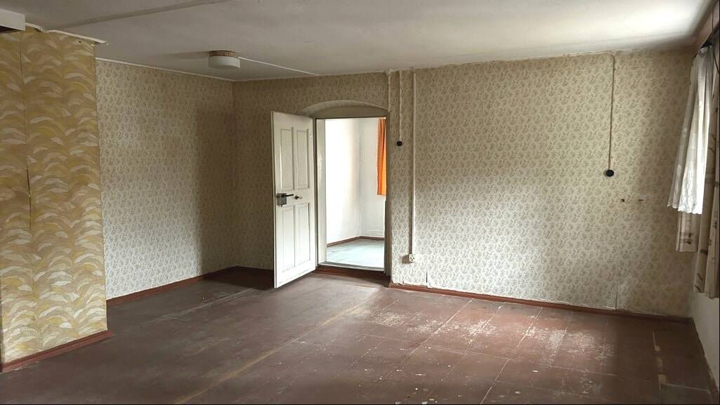 Einfamilienhaus Ebersbach-Neugersdorf Neugersdorf - 2 Zimmer, 300 m&sup2;, 120.000&euro; | Angebot:26257639