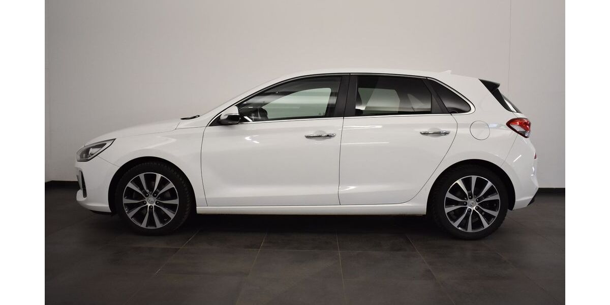 Hyundai i30 83.341 km 11.990 &euro; Arnstadt 99310