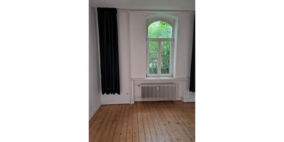 Hochparterre Detmold Hiddesen - 3 Zimmer, 96 m&sup2;, 730&euro; | Angebot:26697846
