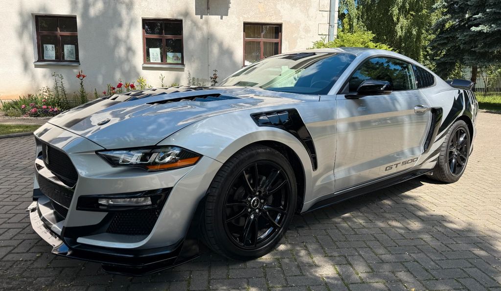 Ford Mustang 38.000 km 27.600 &euro; Grossheubach 63920