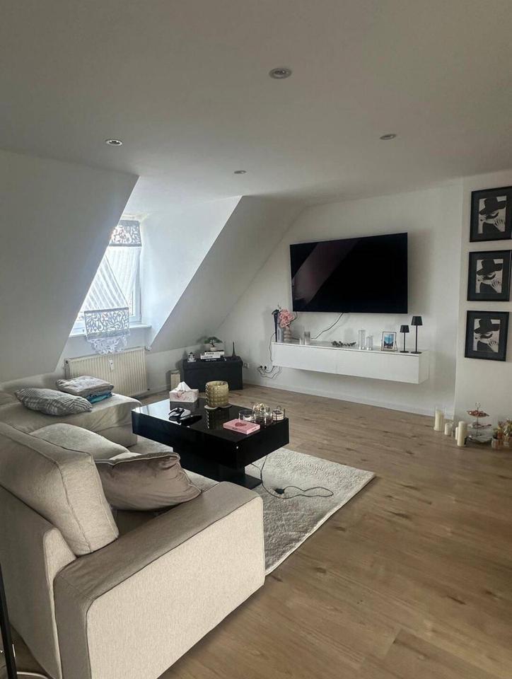 Schöne Maisonette zur Miete Provision frei!
