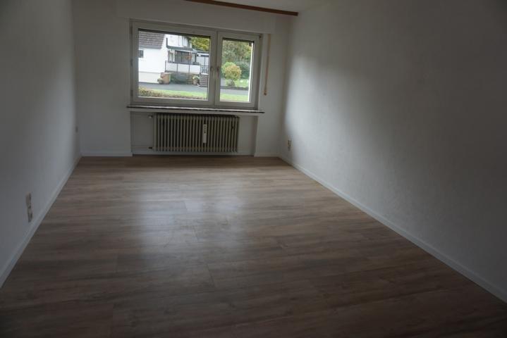 Dachgeschoßwohnung Wiehl - 3 Zimmer, 85 m&sup2;, 580&euro; | Angebot:26444036