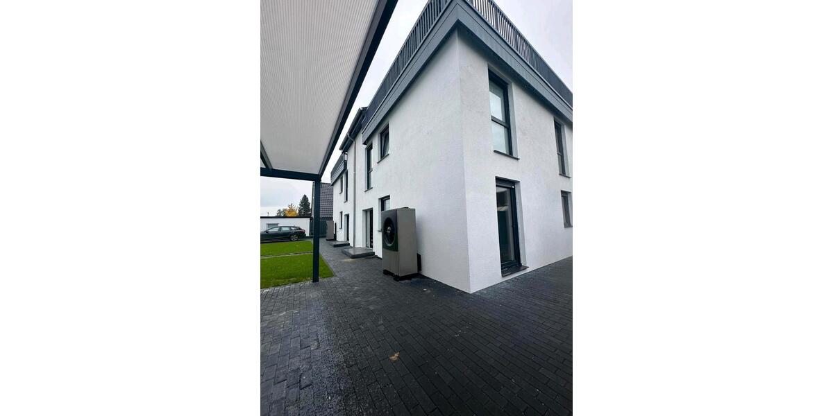 Doppelhaushälfte Kirchlengern - 4 Zimmer, 206 m&sup2;, 2.050&euro; | Angebot:26102696