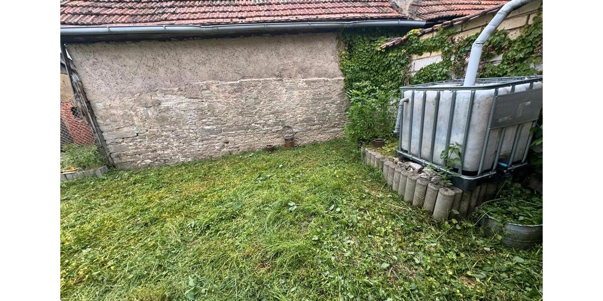 Einfamilienhaus Sömmerda - 8 Zimmer, 110 m&sup2;, 150.000&euro; | Angebot:27068384