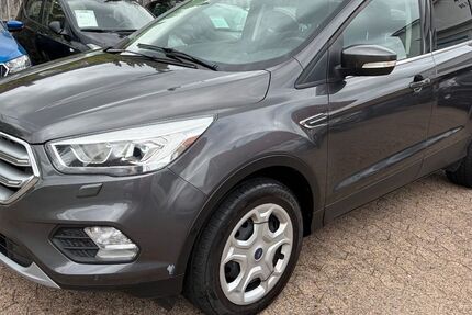 Ford Kuga 56.300 km 12.990 &euro; Rhauderfehn 26817