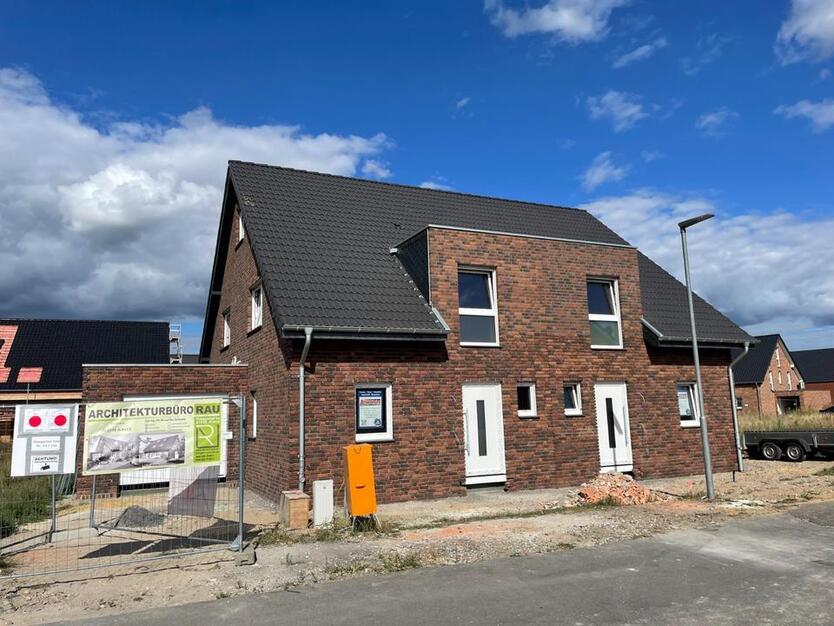 Erstbezug Doppelhaushälfte Neubau, Garten, Klimaanlage, EXTRAS zimmer