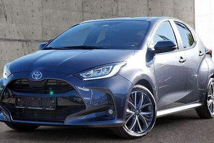 Toyota Yaris 12.565 km 25.880 &euro; Itzehoe 25524