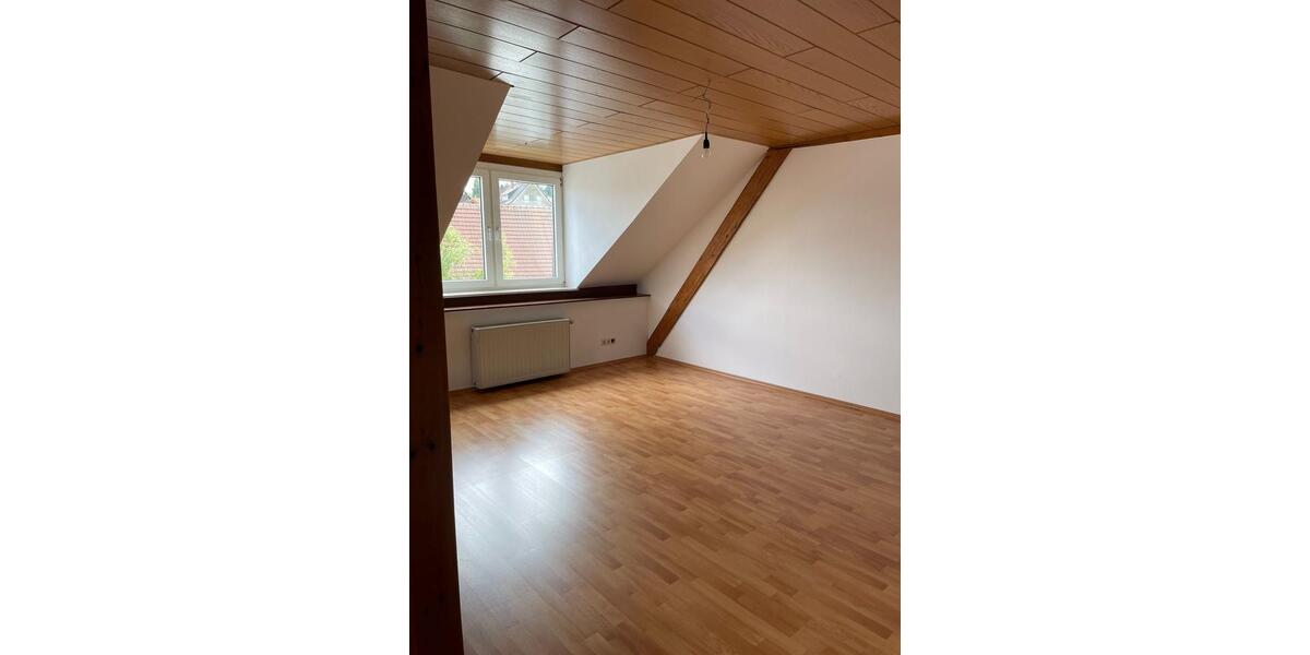 Dachgeschoßwohnung Breitenbach - 5 Zimmer, 110 m&sup2;, 770&euro; | Angebot:26179230