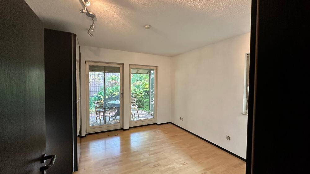 Mehrfamilienhaus, Wohnhaus Weil der Stadt - 7 Zimmer, 200 m&sup2;, 2.700&euro; | Angebot:26106042
