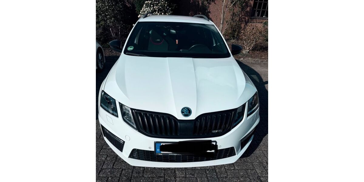 Skoda Octavia 185.000 km 16.900 &euro; Westoverledingen 26810
