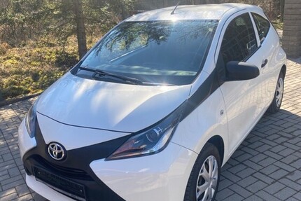 Toyota Aygo 74.600 km 6.500 € Meiningen 98617