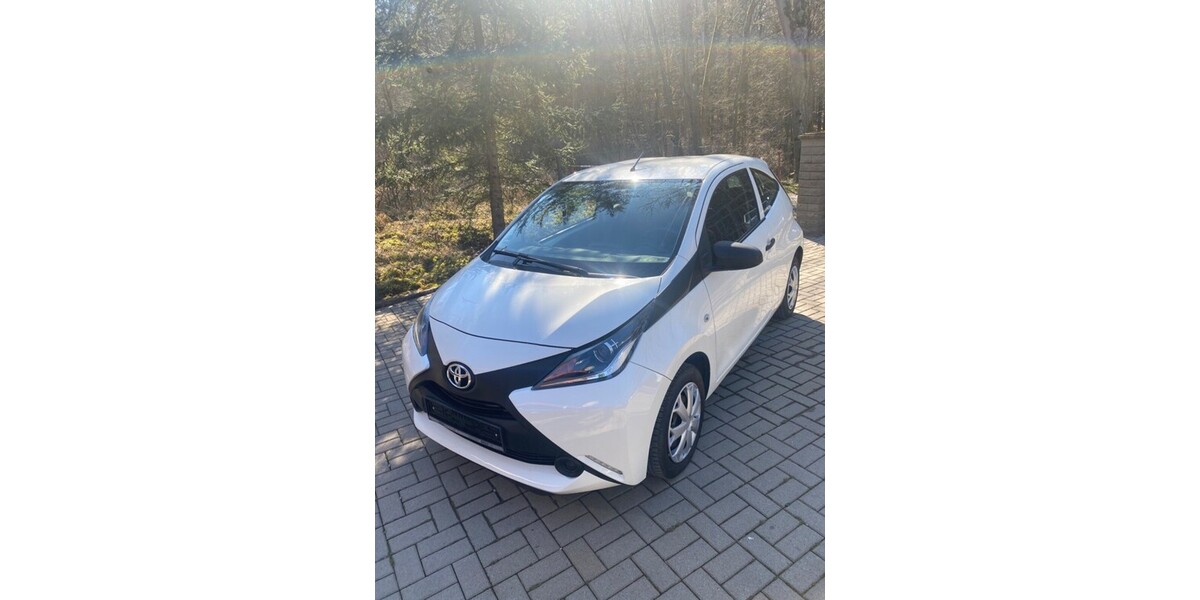 Toyota Aygo 74.600 km 6.500 &euro; Meiningen 98617
