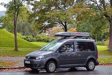 VW Caddy 216.000 km 9.600 &euro; Nürnberg 90425