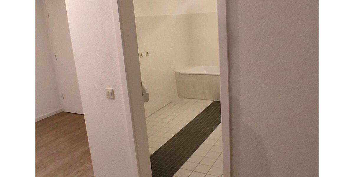 Etagenwohnung Hildesheim Oststadt/Stadtfeld - 3 Zimmer, 79 m&sup2;, 189.000&euro; | Angebot:27019816