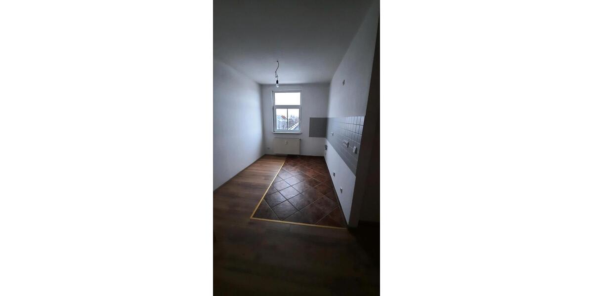 Etagenwohnung Schkopau - 2 Zimmer, 69 m&sup2;, 665&euro; | Angebot:25310109