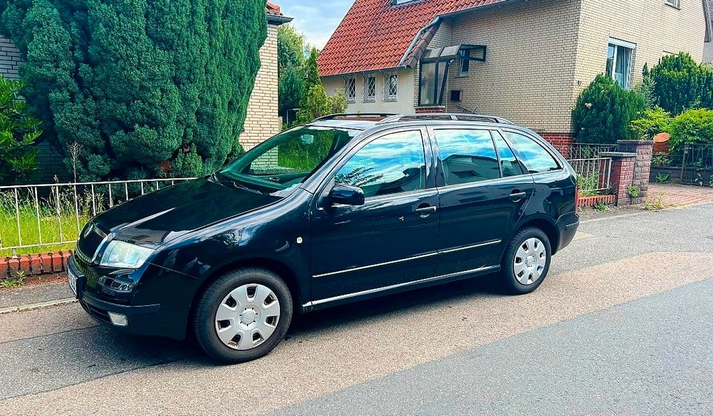 Skoda Fabia 198.000 km 1.199 &euro; Hannover 30827