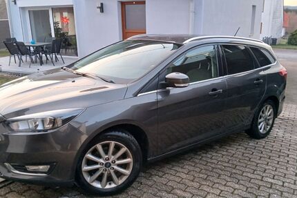Ford Focus 205.000 km 5.290 &euro; Hermeskeil 54411