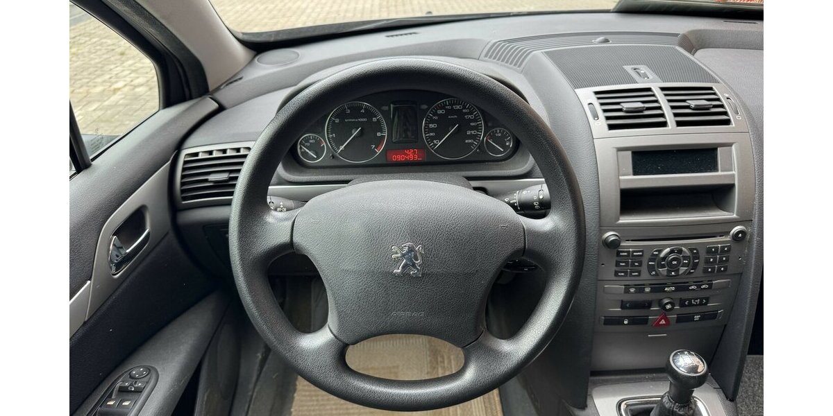 Peugeot 407 1. Hand nur 91tkm Kampfspuren 91.000 km 3.999 &euro; Hamburg 22339