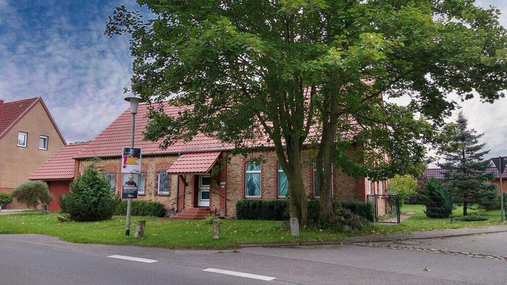 Einfamilienhaus Lalendorf Langhagen - 5 Zimmer, 270 m&sup2;, 299.000&euro; | Angebot:25731362