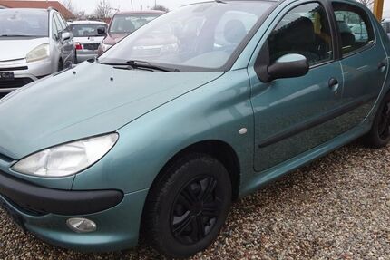 Peugeot 206 153.878 km 950 &euro; Dresden 01219